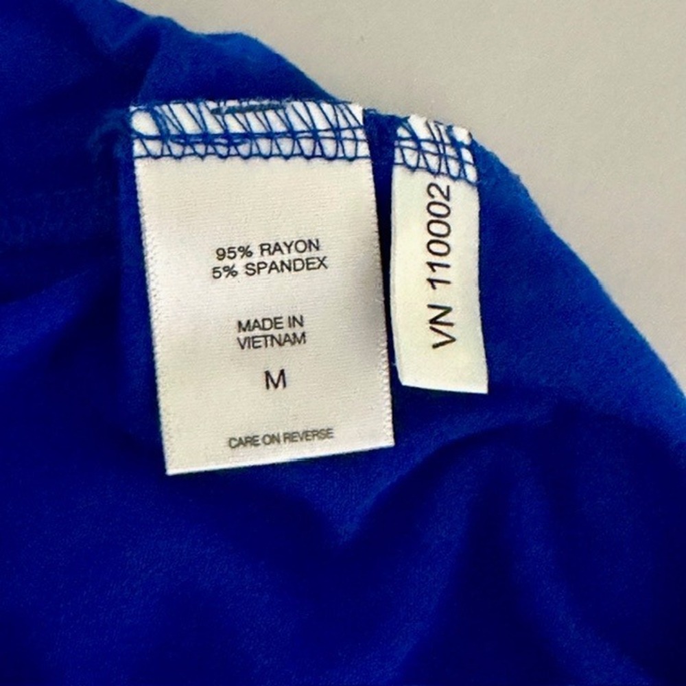 NY & C New York Company Royal Blue Twisted Front Sleeveless Top Women's Medium - Picture 5 of 5
